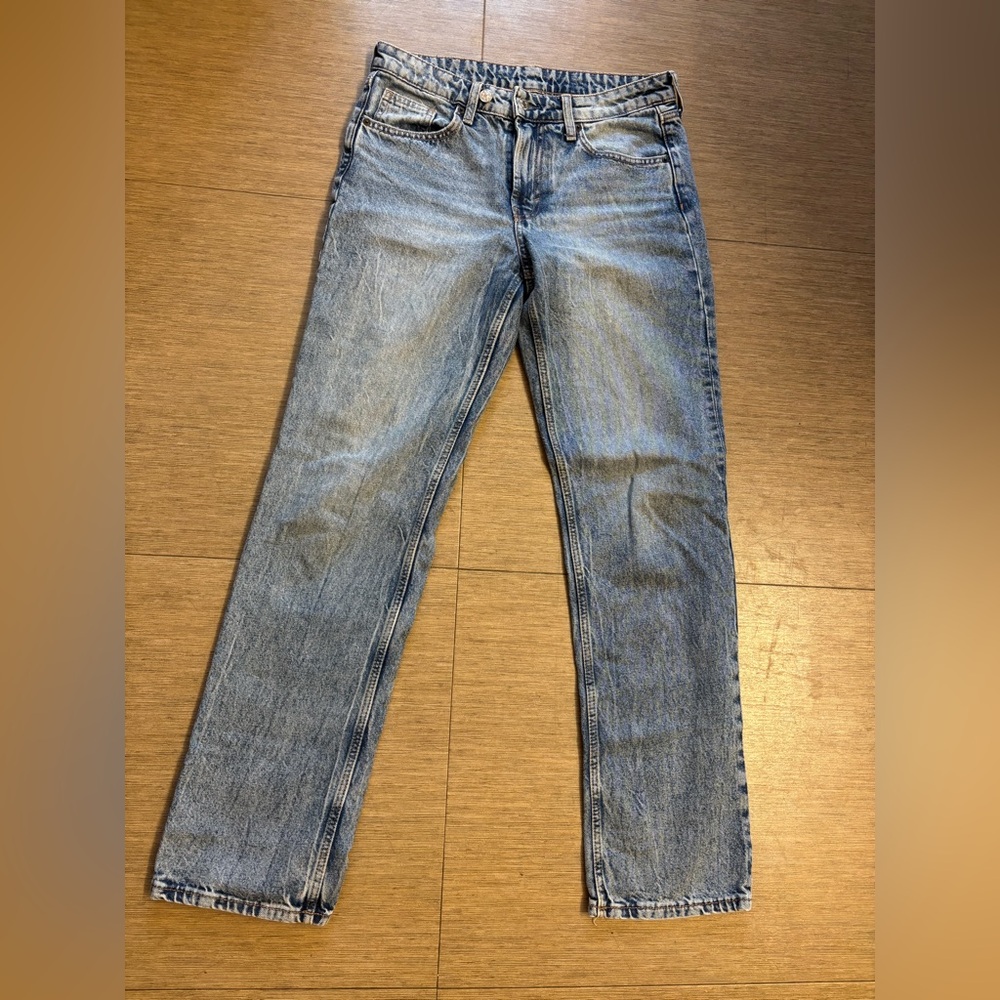 Light wash denim jeans